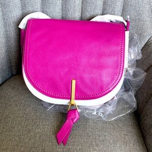 Vera Bradley leather Carson Saddle Bag in Wild Berry New with tags